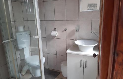 De Nova Apartment | Cozy CBS Accommodation: Pet & Child Friendly Stay Awaits