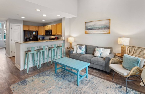 Bermuda Bay House | Emerald Shores Retreat with Pool & Oceanfront Views