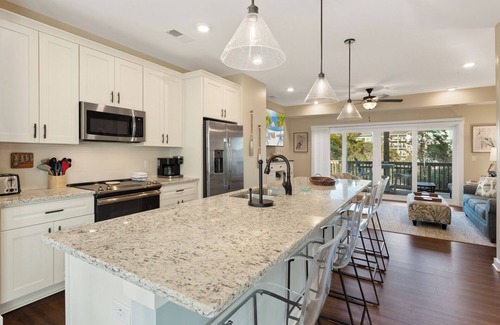 Bermuda Bay House | Relax at CC309A Knot Stress-inn: Pool, Spa & Ocean Views