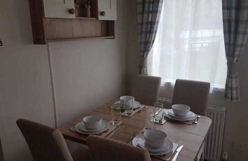 Girvan Other | Pet-Friendly CCT Caravan - Guest Rated 9.7/10 with Pool