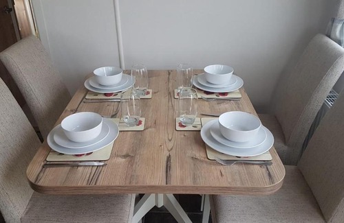 Girvan Other | Pet-Friendly CCT Caravan - Guest Rated 9.7/10 with Pool