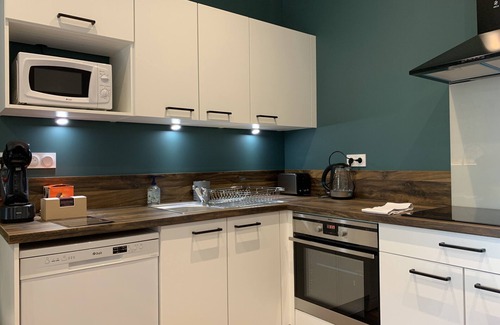 Quartier Hyper-Centre Apartment | Family-Friendly Stay at CD L'Ainé with Easy Tram Access