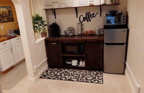 Coeur d'Alene Apartment | Cozy CDA Place: Private 2BR Suite with Ocean Views