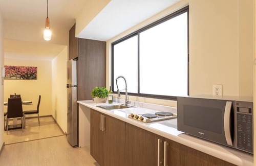 Benito Juarez Apartment | CDMX Centric: Cozy Stay with Spa and Breakfast Included