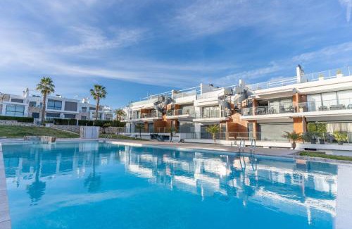 Los Altos Apartment | Relaxing Getaway at La Ceñuela with Pool & Family-Friendly Fun