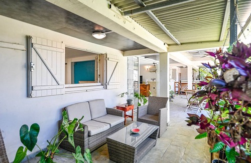 Sainte-Clotilde Cottage | Relaxing Retreat with Pool, Hot Tub, and Ocean Views