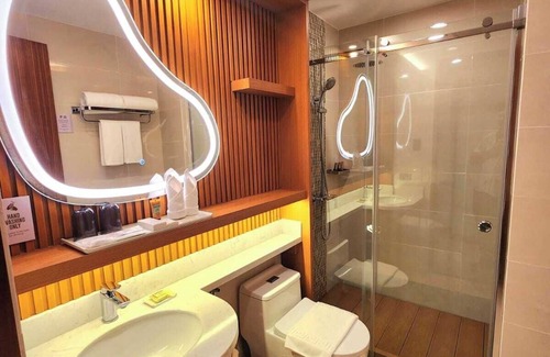 Liloan Hotel | Top-Rated Cebu One Tectona Resort Hotel with Pool Access