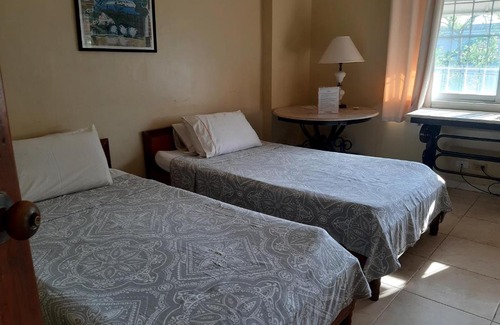Cebu House | Family-Friendly Stay at Cebu Shineland Airbnb