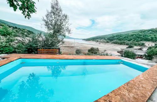 North Macedonia Villa | Cozy Cece's Home: Pet-Friendly Retreat with Hot Tub