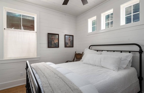 Driftwood Cabin | Cedar Break - Cabin D