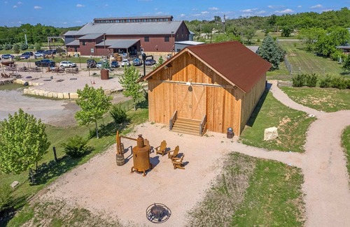 Driftwood Cabin | Cedar Break - Family Cabin A
