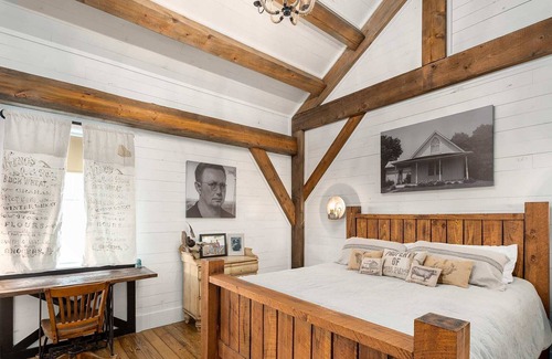 Driftwood House | Cedar Break - Old Bar N