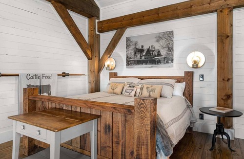 Driftwood House | Cedar Break - Old Bar N