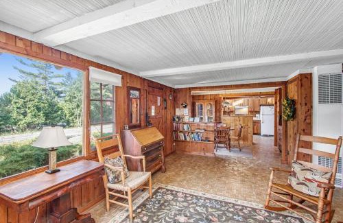 Lake Township House | Inviting Cedar Cot & Cedar Tot: Ocean View, Pet Friendly
