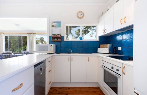 Bendalong House | Cedar Cottage at Washerwomans Bendalong