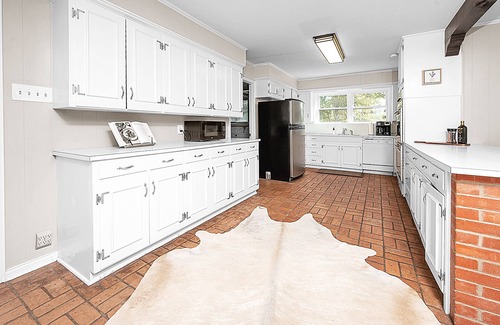 Star Harbor House | Pet-Friendly Cedar Creek Lakehouse with Hot Tub & Firepit