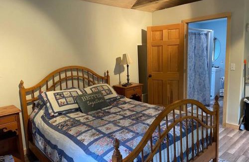 East Randolph House | Secluded Cedar Creek: A Pet-Friendly Walk to the Beach