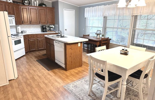 Wimberley Cottage | Peaceful Cedar Hill Cottage with Hot Tub & Scenic Views