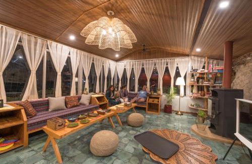 Chharabra Cabin | Cedar Hill Lodge - A Boutique Homestay