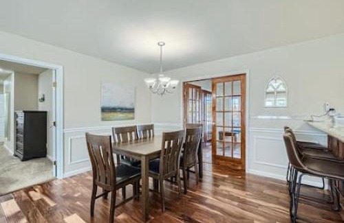 Cedar Creek House | Relax at Cedar Hill Ranch: Ideal Retreat for Groups