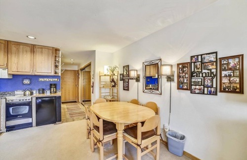Frisco Condo | Inviting Cedar Lodge 309 Studio with Spa & Family Amenities