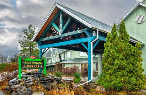 Timmins Hotel | Relax at Cedar Meadows Resort & Spa with Family-Friendly Amenities