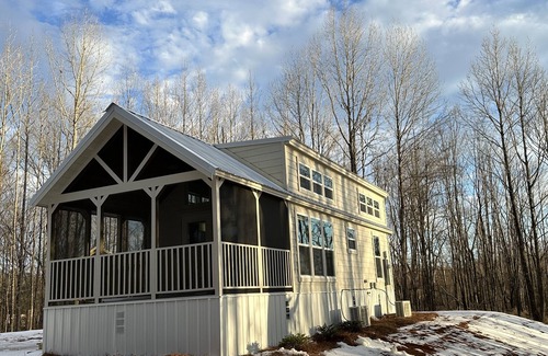 Belden Cottage | Relaxing Cedar Cottage at Moon Lake Farm with Hot Tub