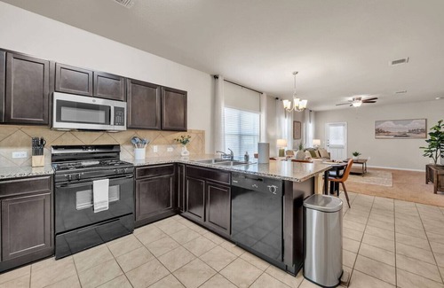 Cedar Park House | Cedar Park Temporary Stay 4BR