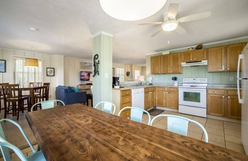 Cedar Key Cabin | Waterfront Retreat with Deck, Two Kitchens & Fishing Access