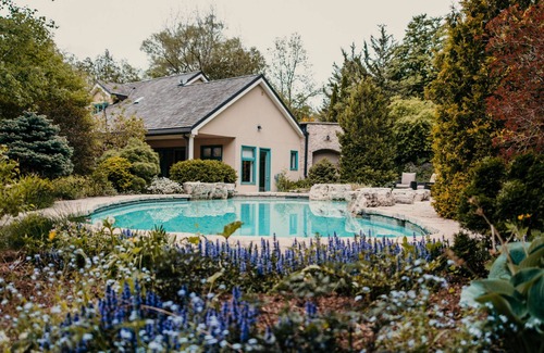 Elora Villa | Discover Cedarcliff Elora - A Majestic Family Retreat