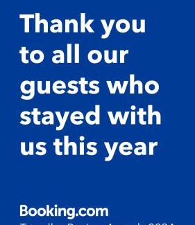 Baguio Hotel | Family-Friendly CedarPeak215 with Top 9/10 Review Score