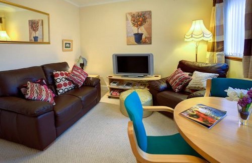 Kilmun Hotel | Experience Cedars Apartment: 4-Star Comfort & Family Amenities