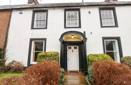 Temple Sowerby House | Family-Friendly Retreat at Cedars - A 4-Star Experience