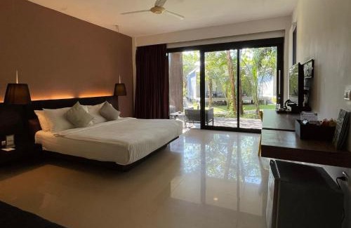 Ranong Resort | Beachfront Bliss at Cede Boutique Beach Resort - 9.2/10 Rated