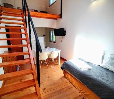 Cruz Chica Apartment | Relax at Cedro Azul: Family-Friendly with Hot Tub Access