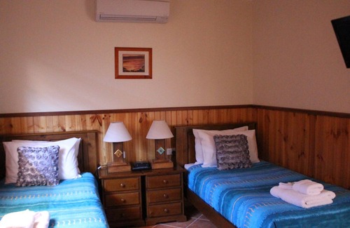 Bonython Villa | Beachfront Villas at Ceduna Shelly Beach: Perfect Ocean Views