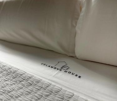 Celanova Apartment | Celanova House: Family-Friendly Retreat with 9.8 Rating
