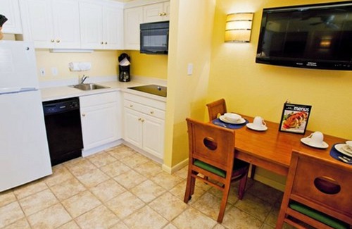 Northeast Virginia Beach Resort | Celebrate July 4th at Ocean Sands - Pool & Spa Awaits!