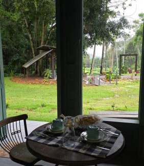 Domingos Martins Villa | Discover Celeiro Stein: Pet-Friendly with Perfect 10 Rating