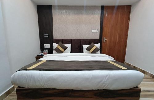 Allahabad Hotel | Celestial Inn