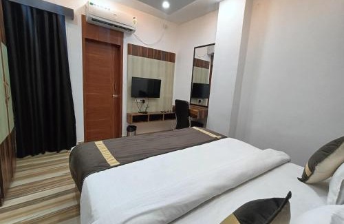 Allahabad Hotel | Celestial Inn