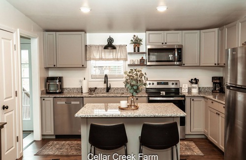 Asheboro House | Top-Rated Cellar Creek Guest House Near the Zoo