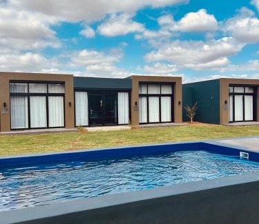 Robertson Apartment | Cellar Pods Red