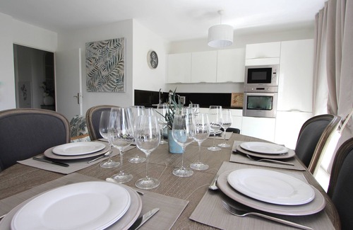 Serris Apartment | CELTES7: Ideal Spot for Disneyland Paris Adventurers