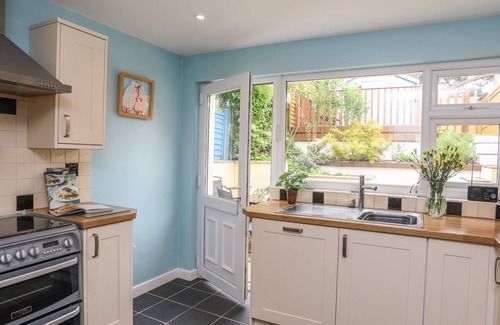 Llanystumdwy Cottage | Discover CELYNFA: Pet-Friendly Cottage in Criccieth