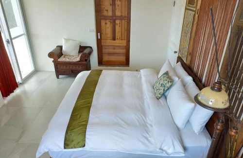 Chenggong House | Oceanfront Cenacle B & B: Rated 9.6/10 with Family-Friendly Perks