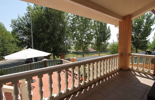 Sesena House | Pet-Friendly Valley Gazebo House with Ocean View & Pool