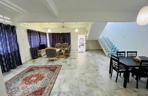 Batu Buruk House | Discover Cendana Residence Homestay in Kuala Terengganu