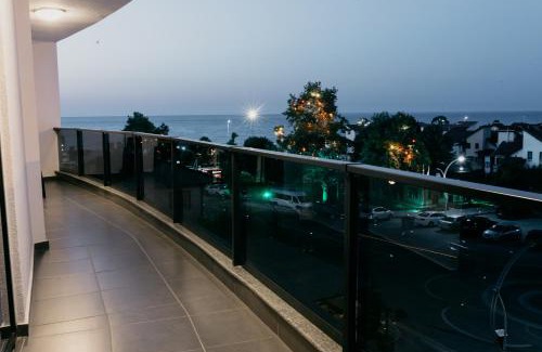 Akcakoca Apartment | Experience Comfort at Ceneviz Suit Hotel - Oceanfront Bliss