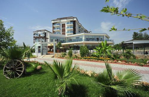 Cenger Resort | Relax at Cenger Beach Resort Spa - All-Inclusive Getaway